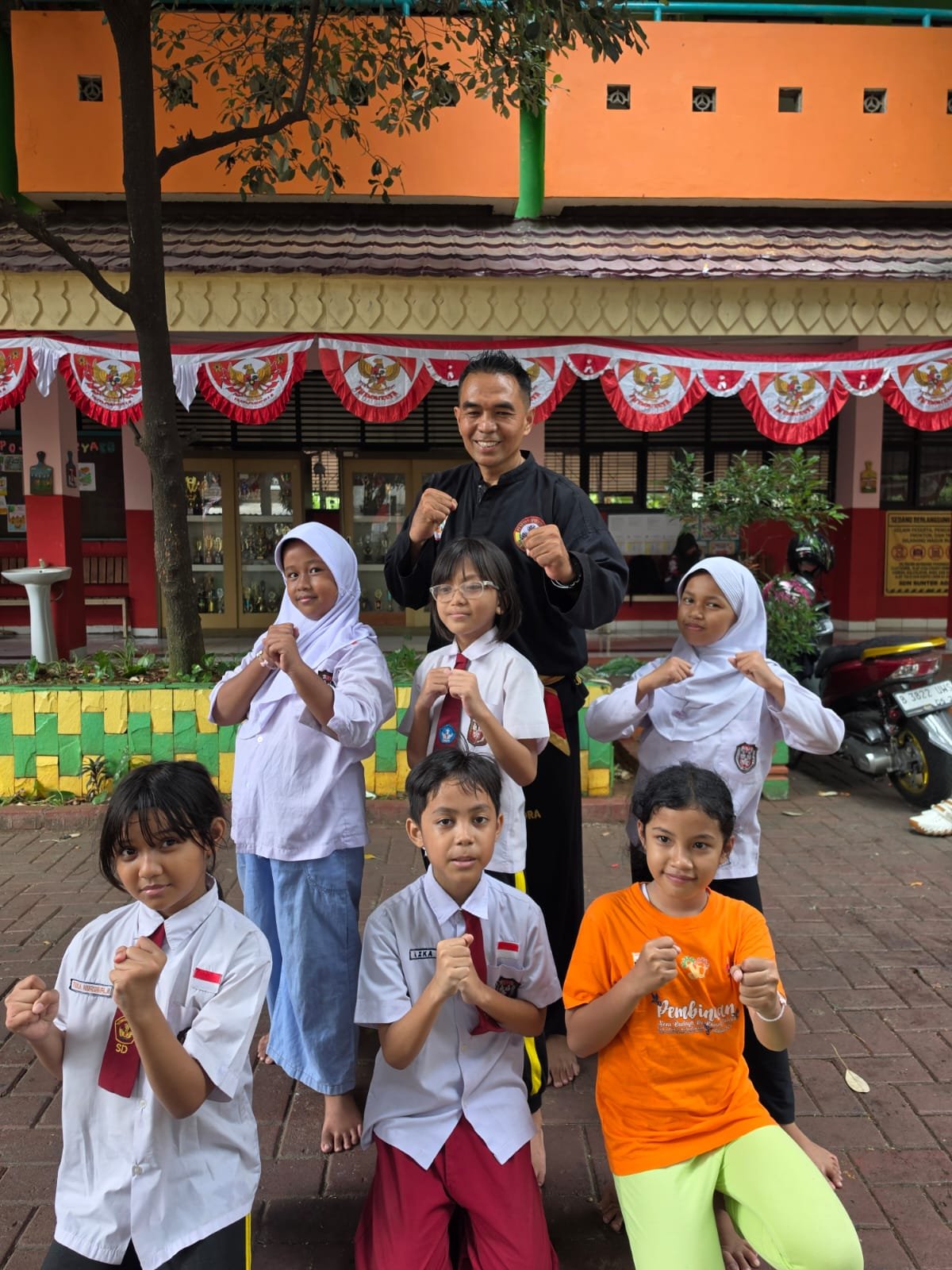 Ekstrakurikuler Pencak Silat Sadulas - SDN Sunter Agung 12 PG