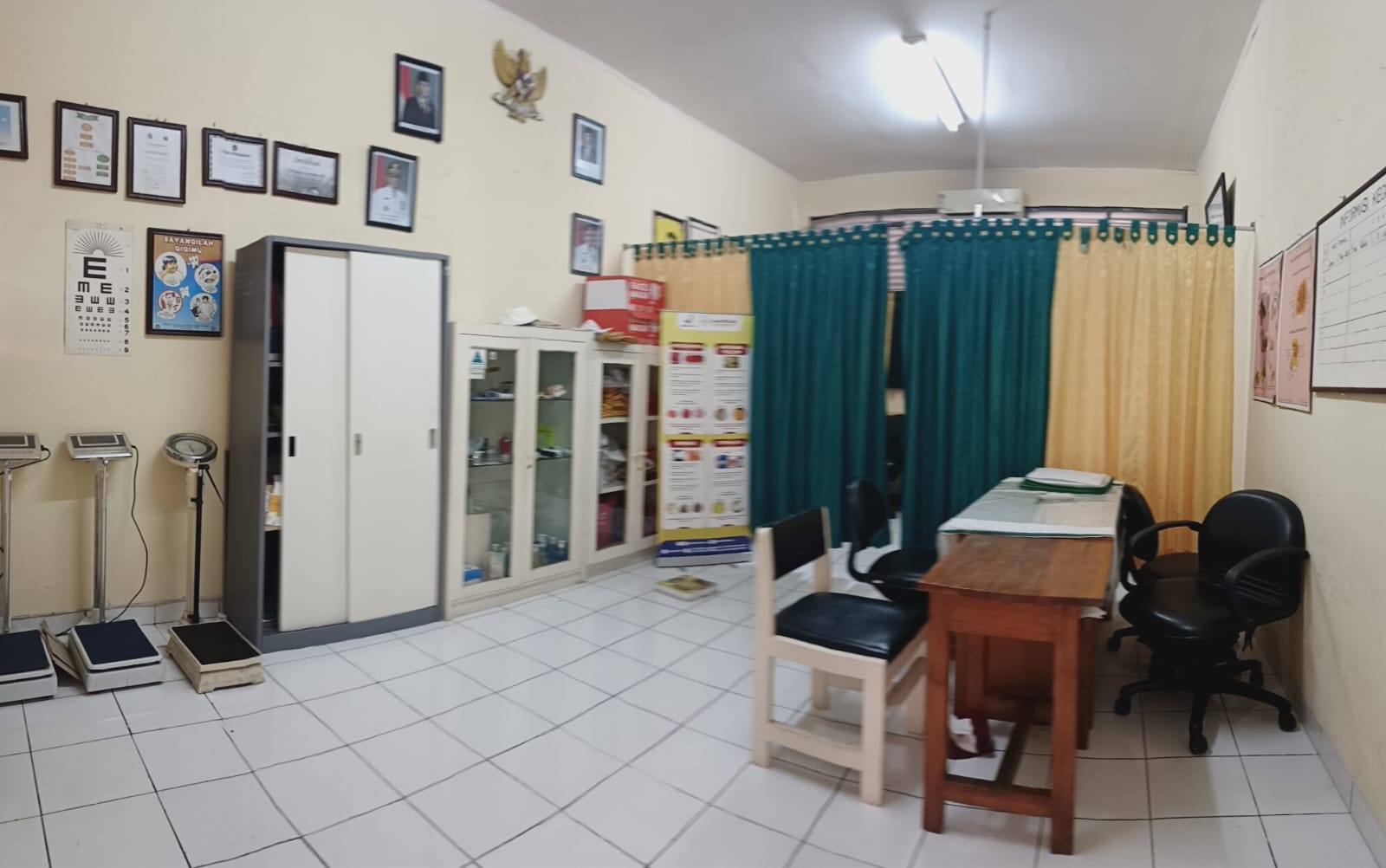 Fasilitas Ruang UKS  - SDN Sunter Agung 12 PG